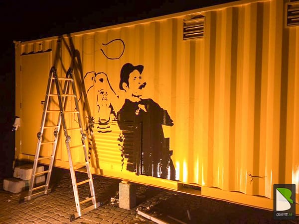 Container-work-Artist-Graffiti-dubai